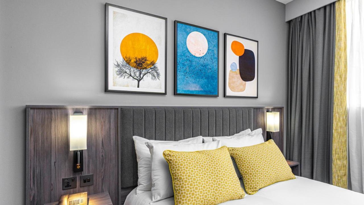 พลาซา โฮเต็ล ทาลา Hotel ทาลเลอ ภายนอก รูปภาพ