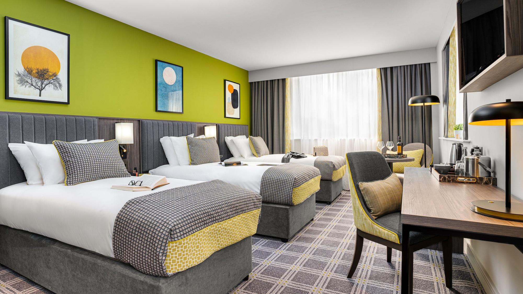 พลาซา โฮเต็ล ทาลา Hotel ทาลเลอ ภายนอก รูปภาพ