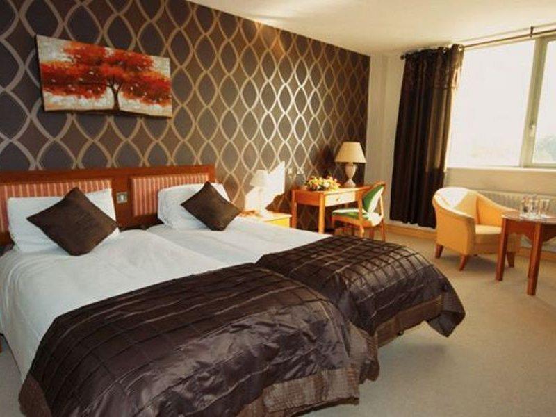 พลาซา โฮเต็ล ทาลา Hotel ทาลเลอ ภายนอก รูปภาพ